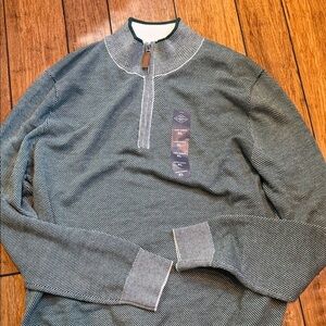 Men's Green and White Half-Zip Sweater